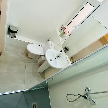 Las Ramblas Near & Merce Square View Private Room 2 Or 3 Guests * Barcellona